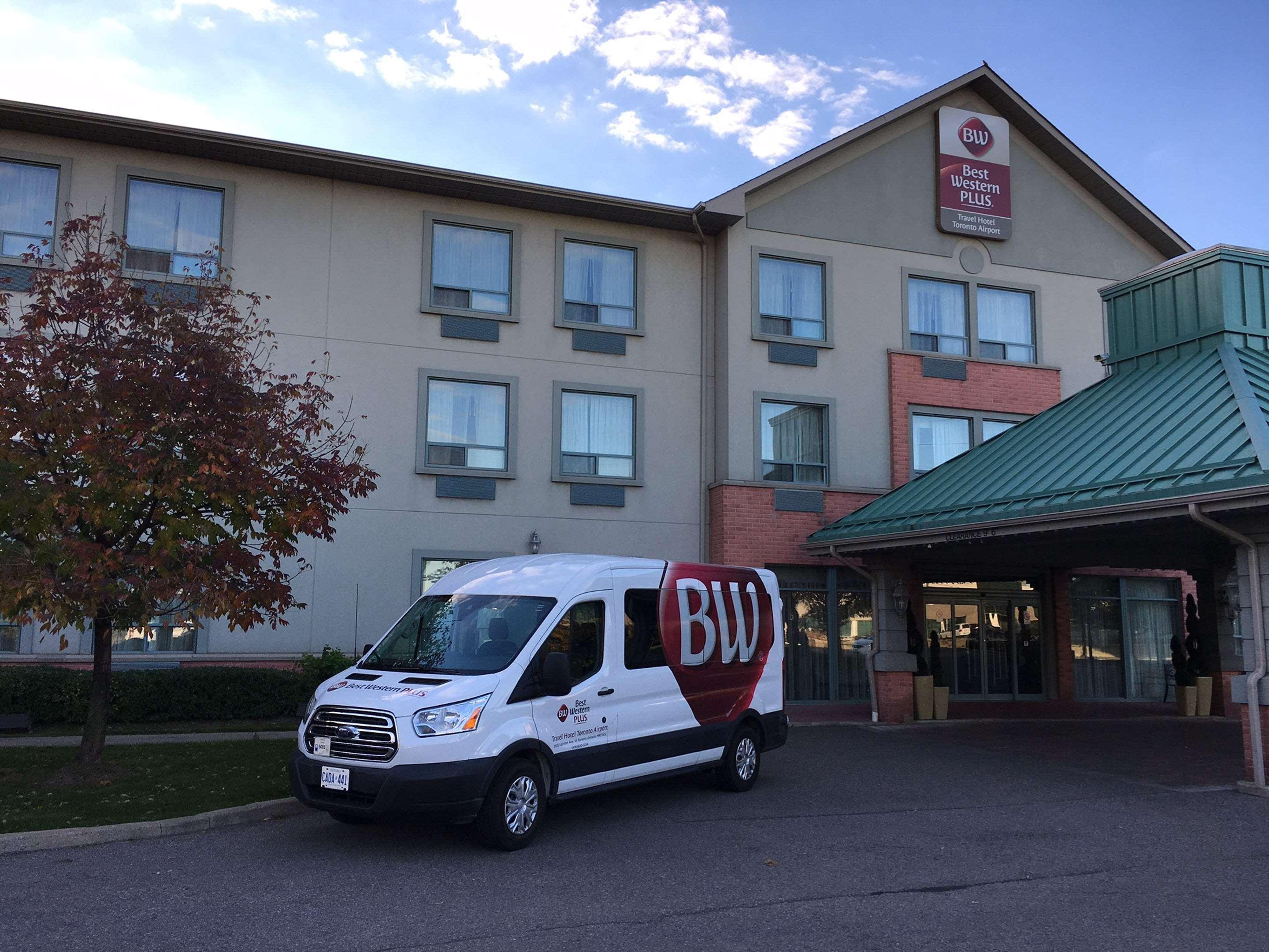 Best Western Plus Travel Hotel Toronto Airport Экстерьер фото