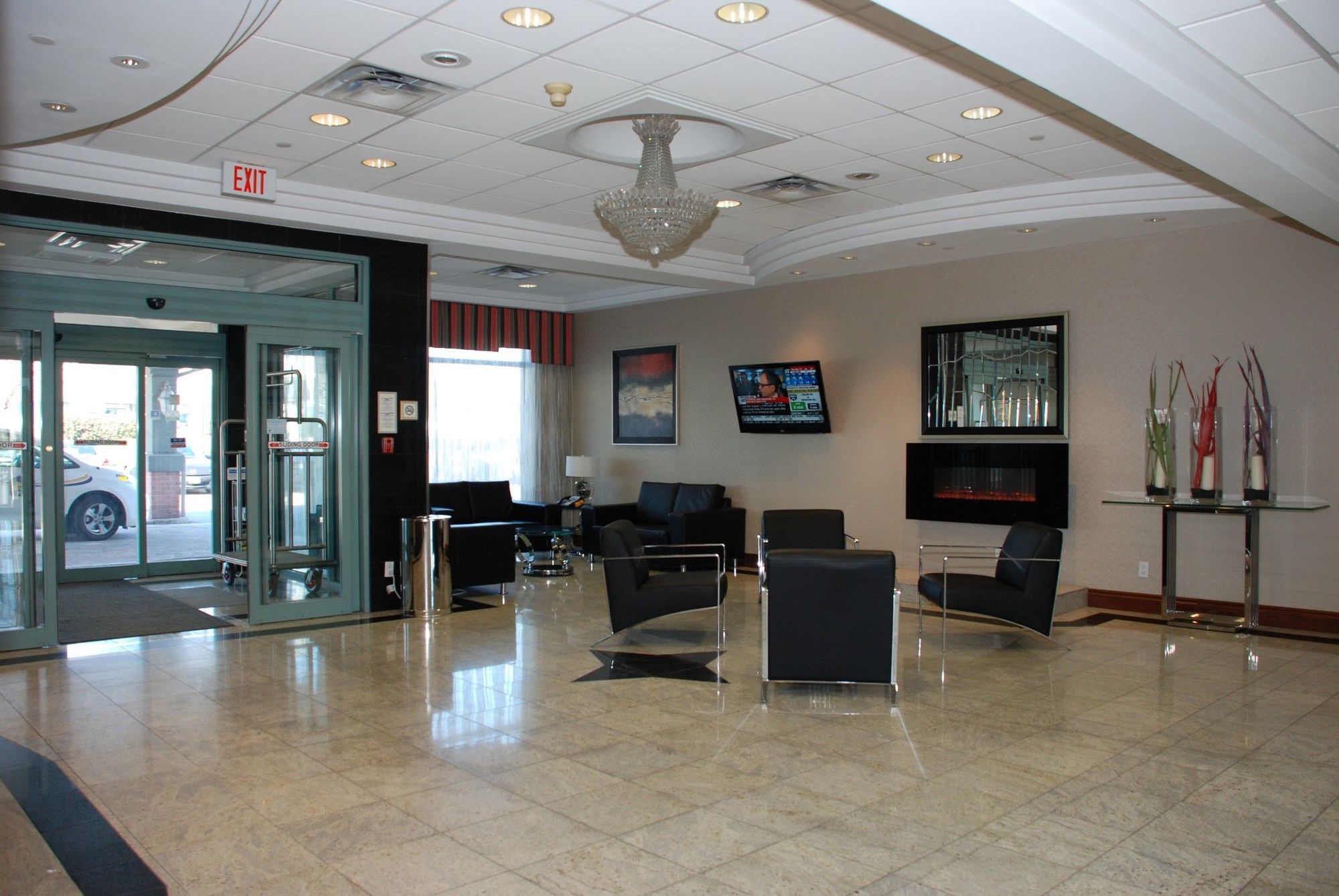 Best Western Plus Travel Hotel Toronto Airport Экстерьер фото