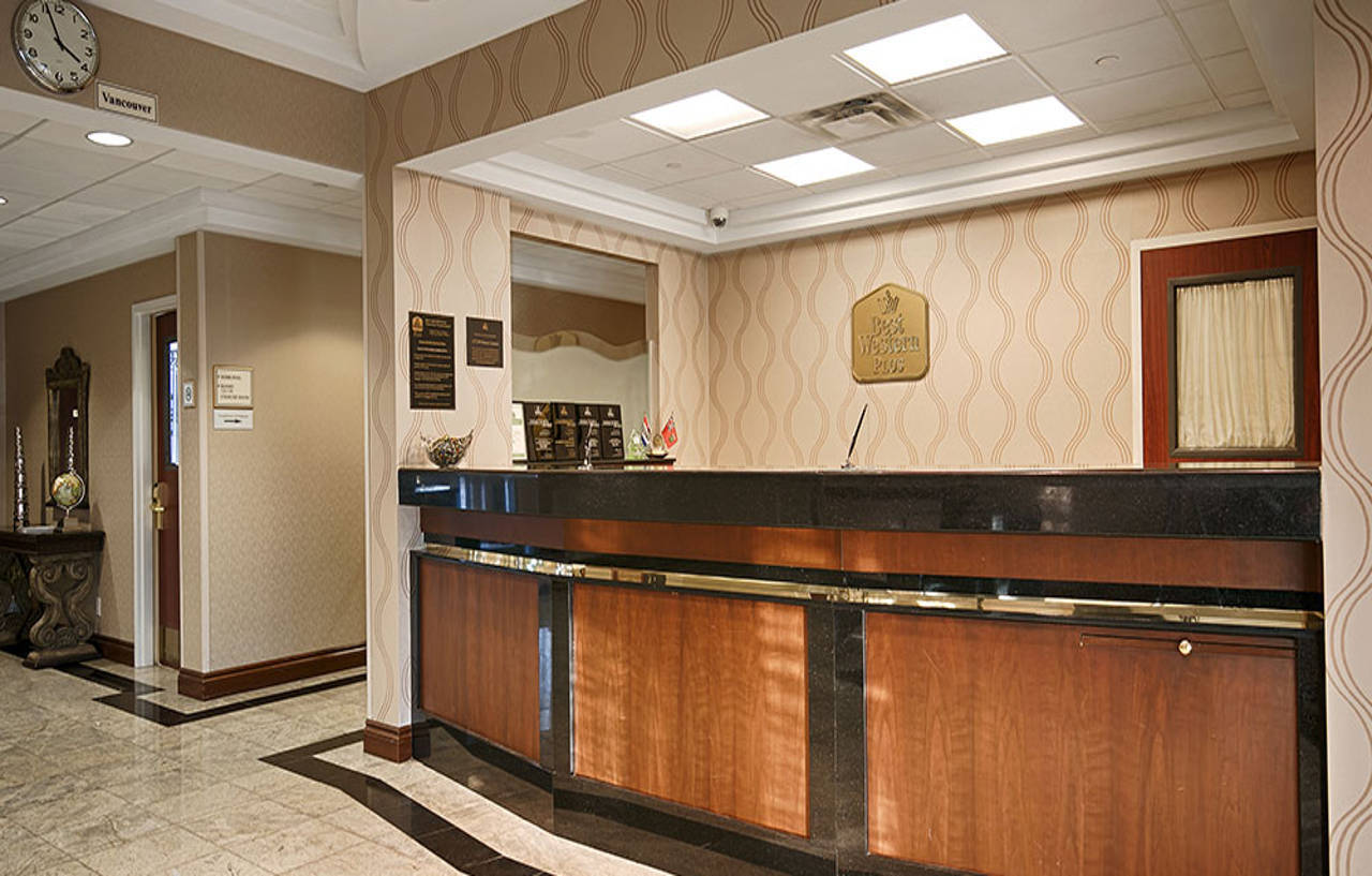 Best Western Plus Travel Hotel Toronto Airport Экстерьер фото